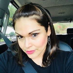 Meet your Posher, Terri